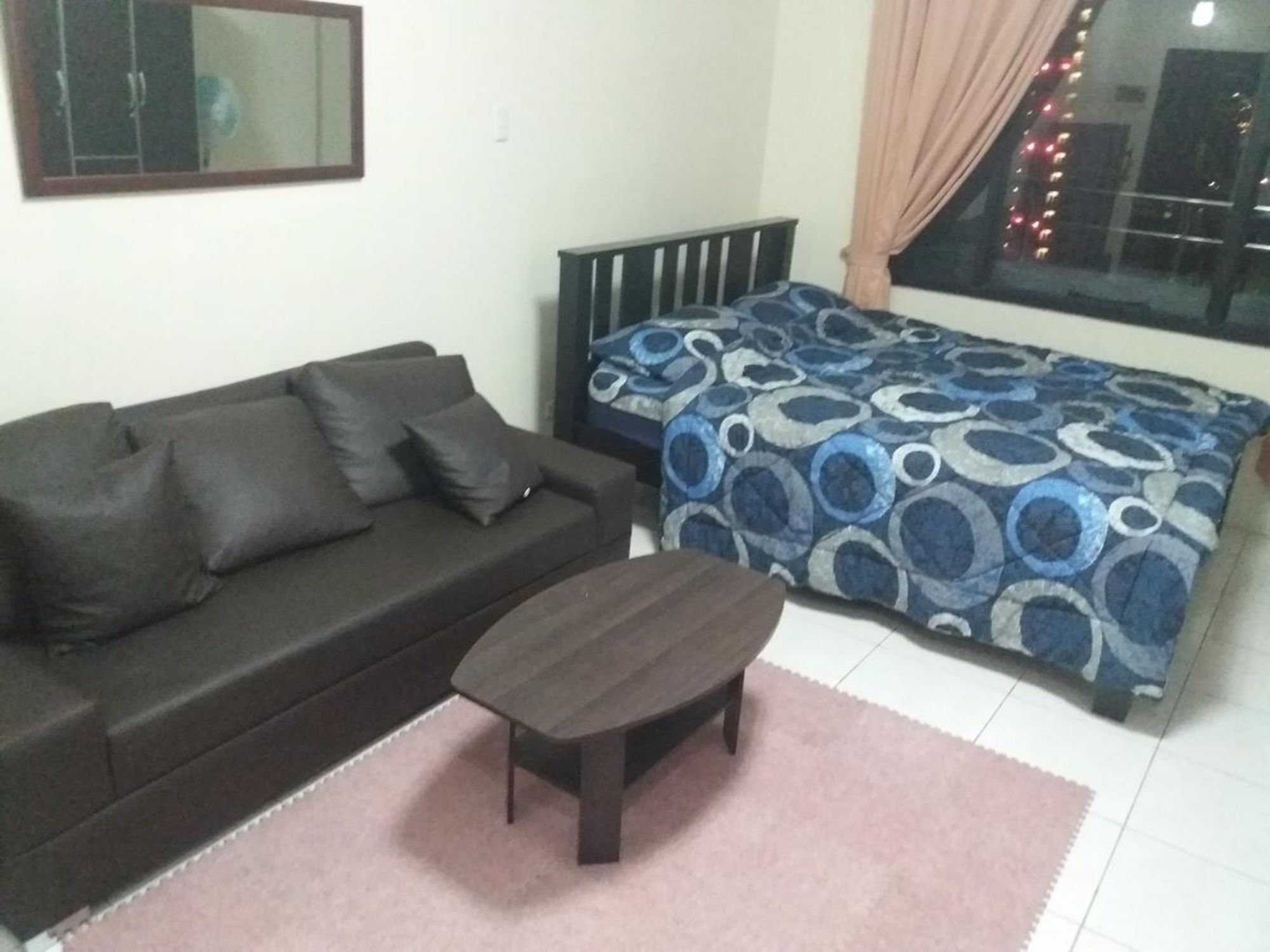 Malate Bayview Mansion City View Манила Экстерьер фото